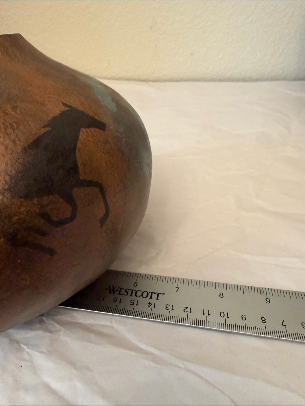 Galloping horses Handcrafted copper bronze Horse Motif Decorative Gourd Vase - Picture 10 of 10